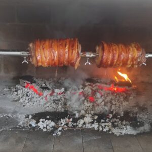 Raženj po naročilu iz nerjavečega jekla – za popolno peko do 40 kg